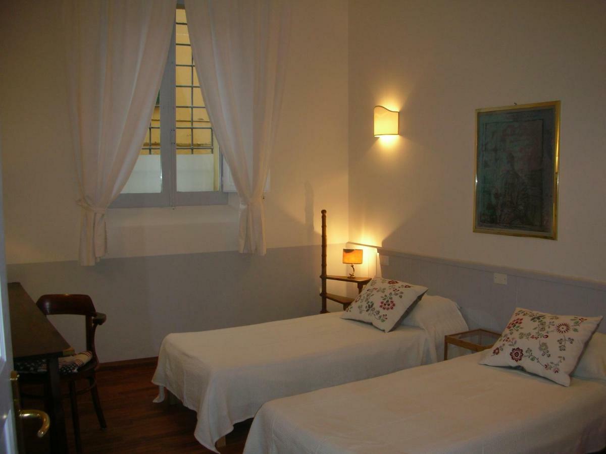 Nice Apartments In Downtown Bolonia Exterior foto